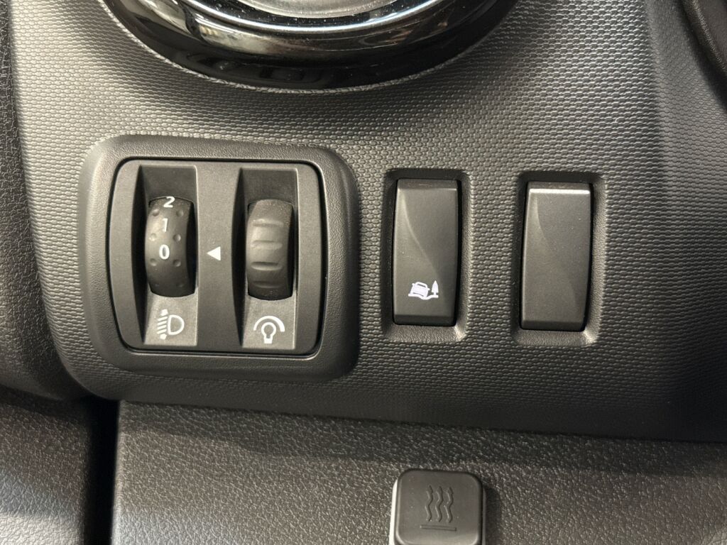 Nissan NV300 2020 Harmaa