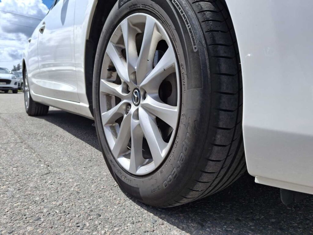 Mazda Mazda6 2014 Valkoinen
