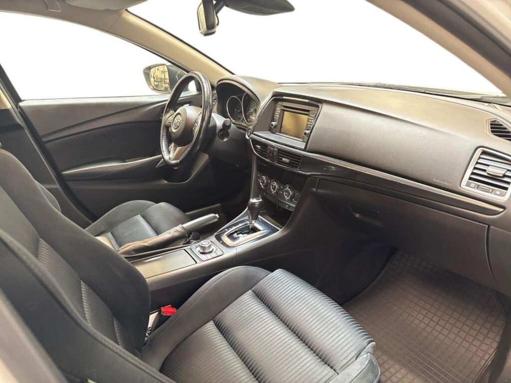 Mazda Mazda6 2014 Valkoinen