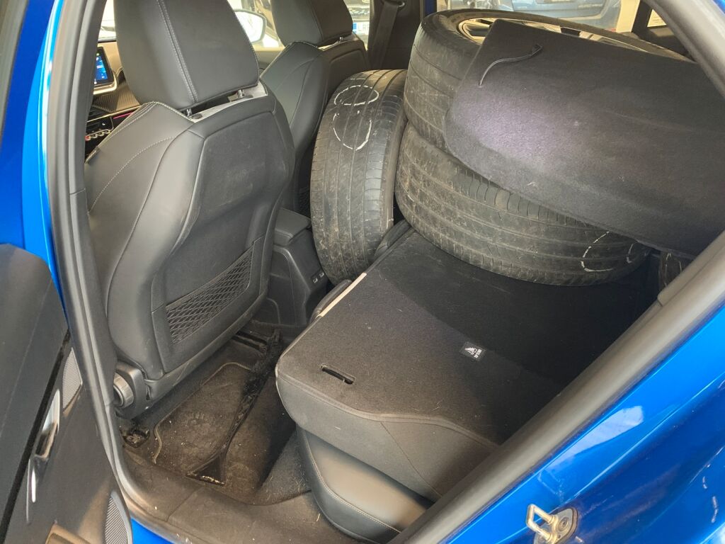 Peugeot e-2008 2020 Sininen