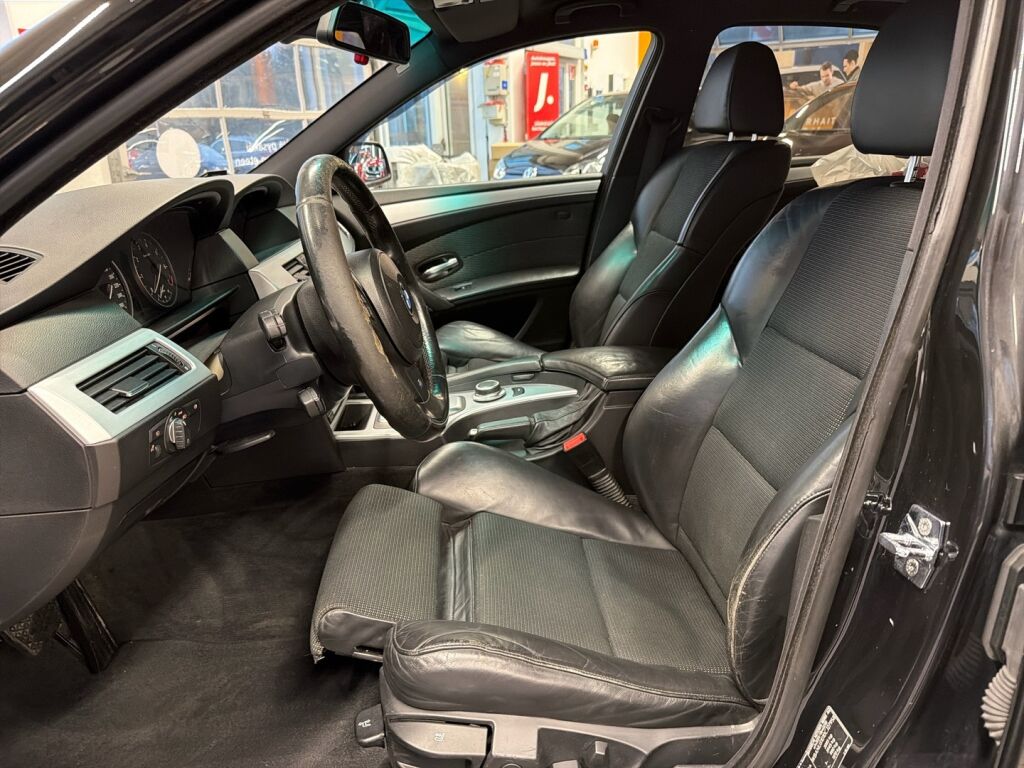 BMW 523 2007 Musta