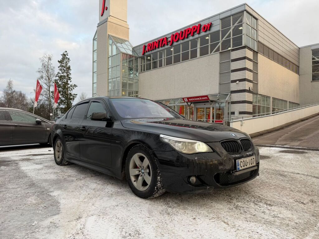 BMW 523 2007 Musta