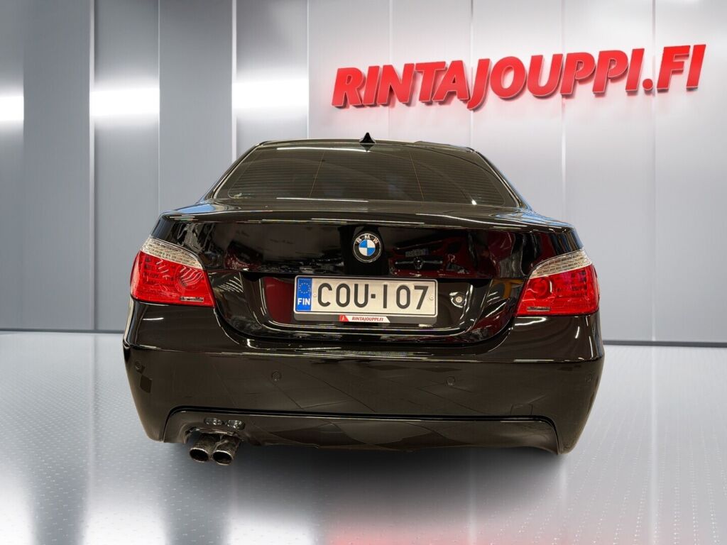 BMW 523 2007 Musta