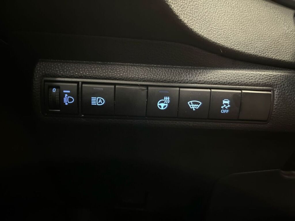 Toyota Corolla 2020 Musta