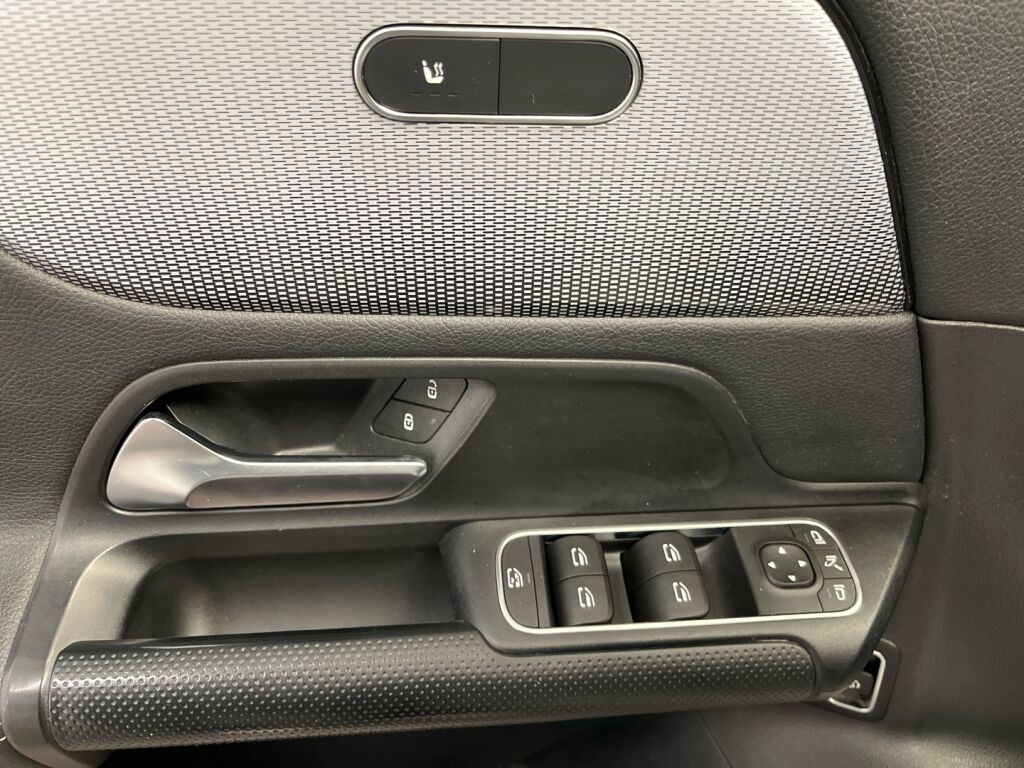 Mercedes-Benz B 2020 Valkoinen