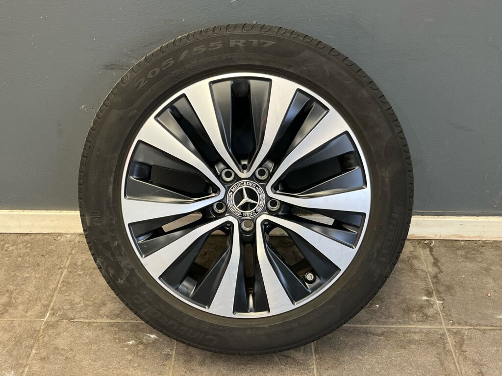 Mercedes-Benz B 2020 Valkoinen