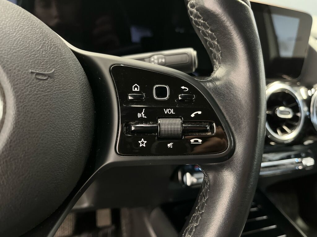 Mercedes-Benz B 2020 Valkoinen