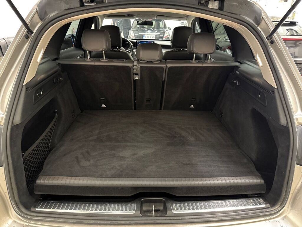 Mercedes-Benz GLC 2020 Harmaa
