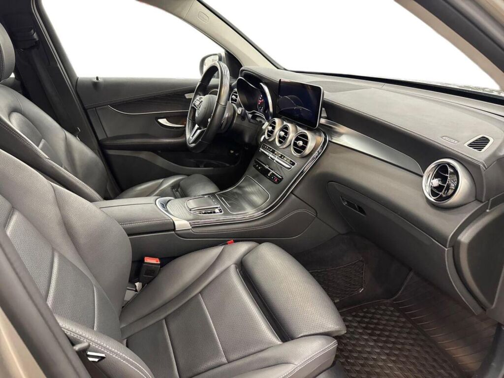 Mercedes-Benz GLC 2020 Harmaa