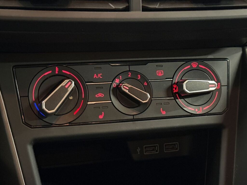 Volkswagen Polo 2020 Hopea