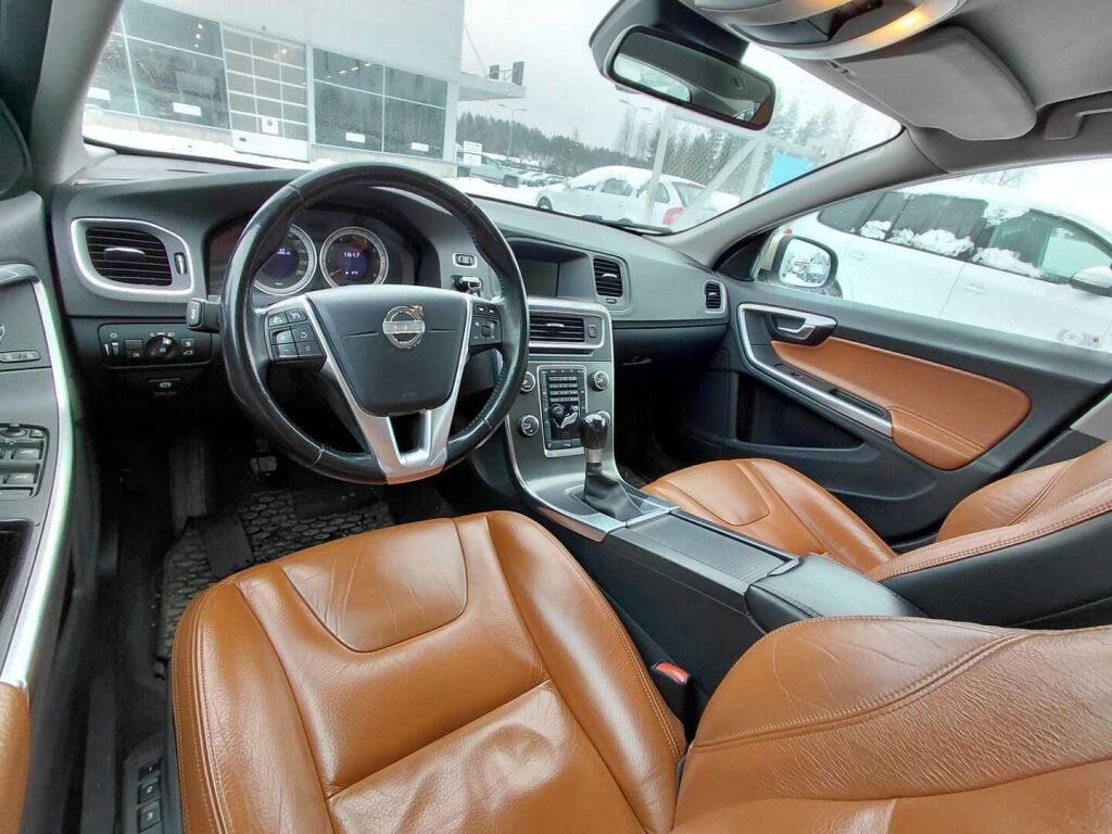 Volvo V60 2011 