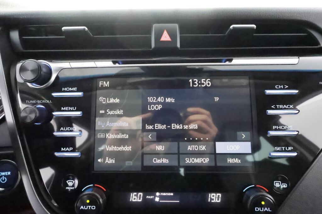 Toyota Camry 2019 Harmaa