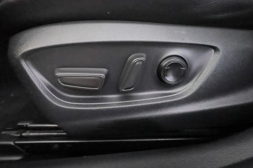 Toyota Camry 2019 Harmaa