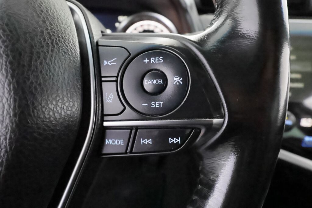 Toyota Camry 2019 Harmaa