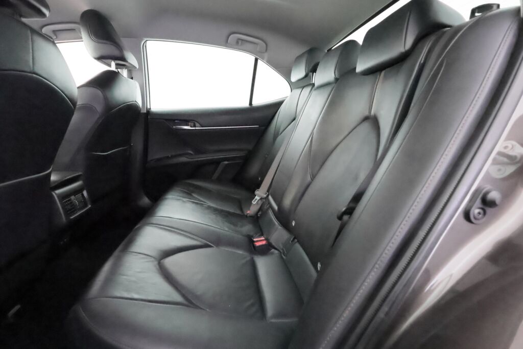 Toyota Camry 2019 Harmaa