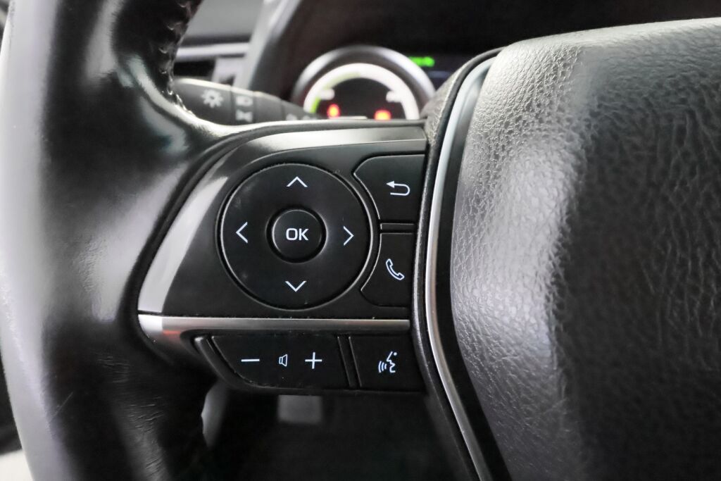 Toyota Camry 2019 Harmaa