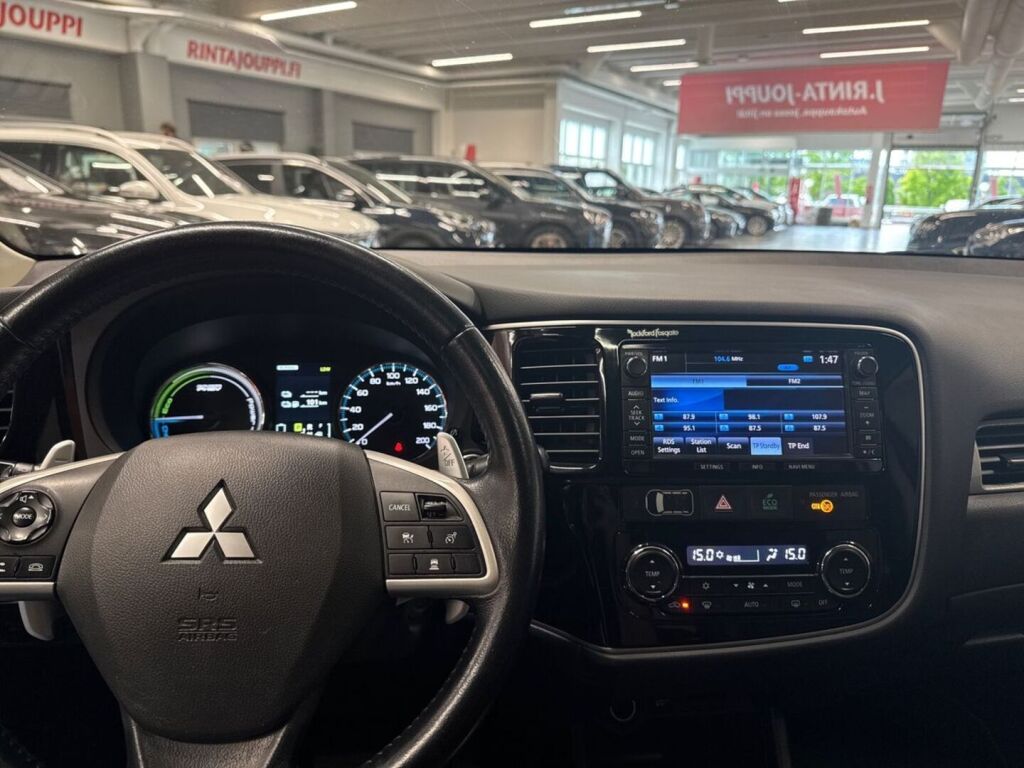 Mitsubishi Outlander PHEV 2013 Harmaa