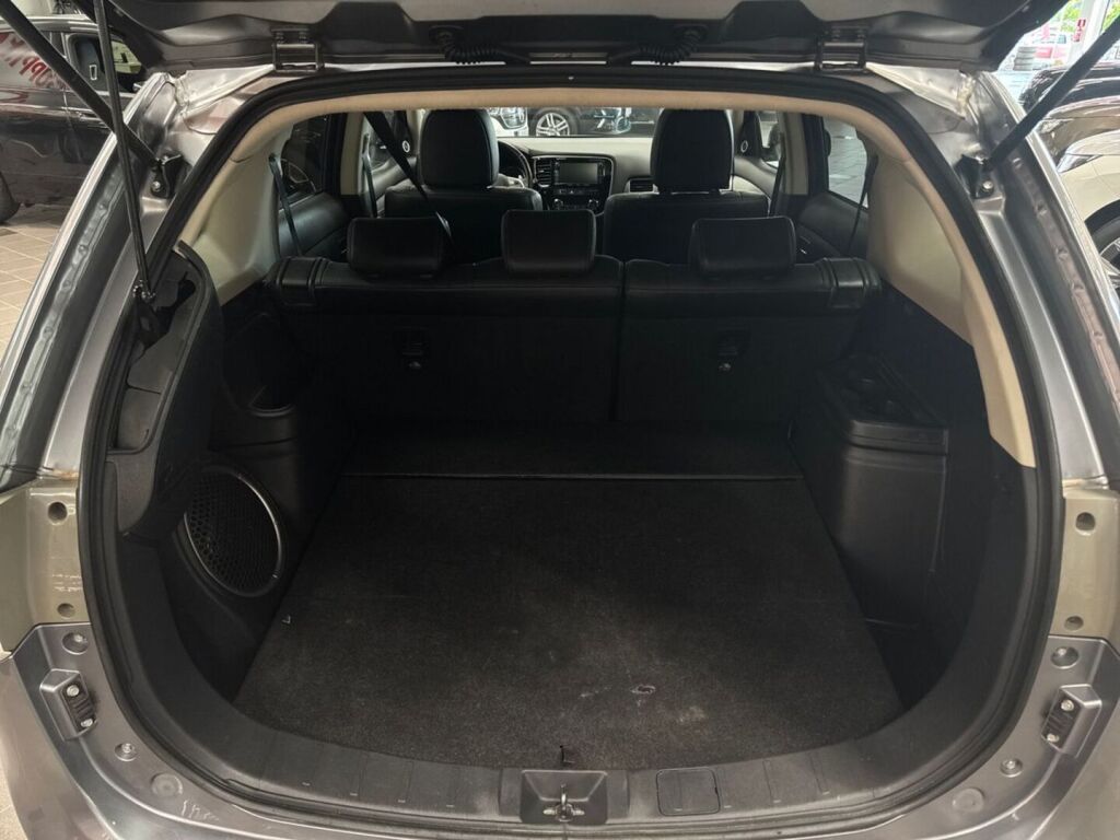 Mitsubishi Outlander PHEV 2013 Harmaa