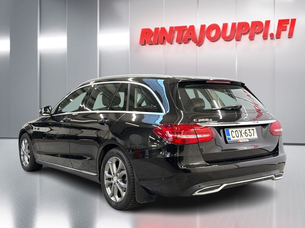 Mercedes-Benz C 2016 Musta