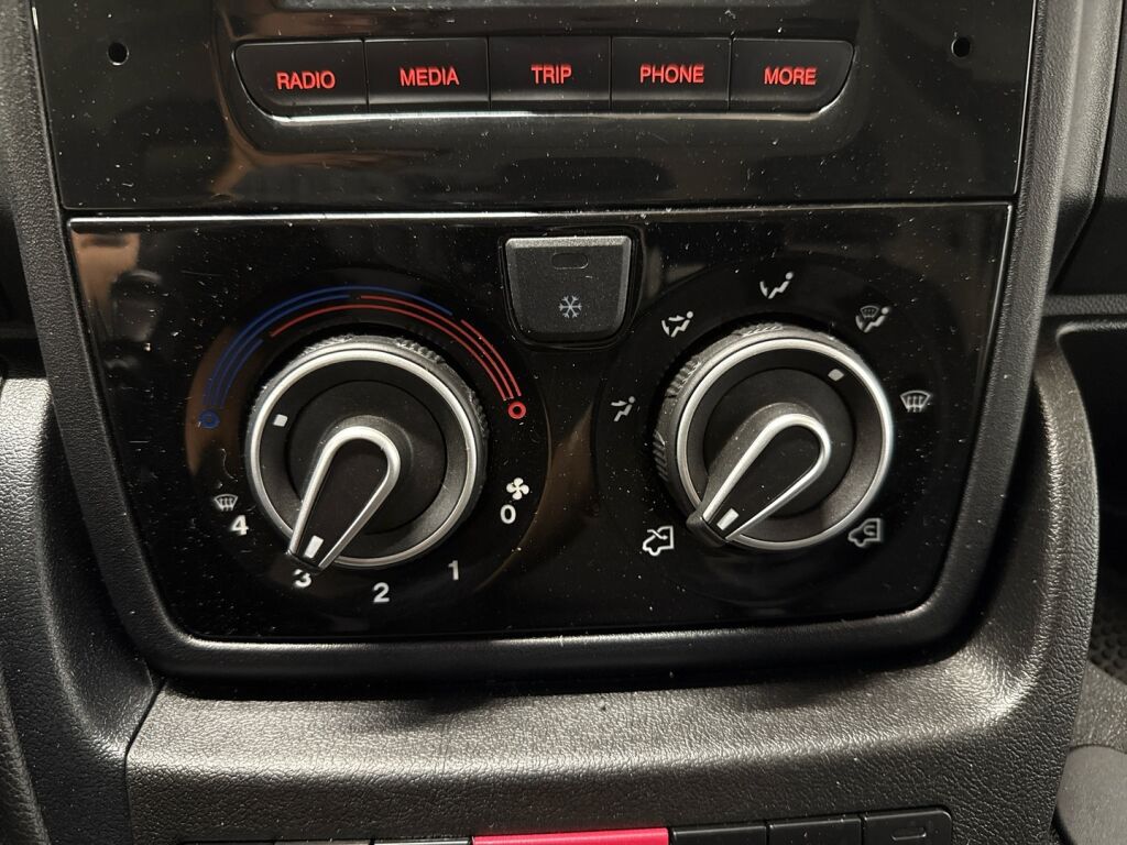 Fiat Ducato 2021 Valkoinen