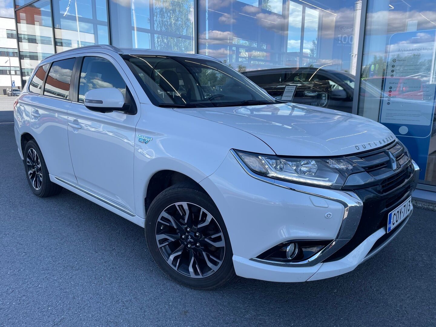 Mitsubishi Outlander PHEV