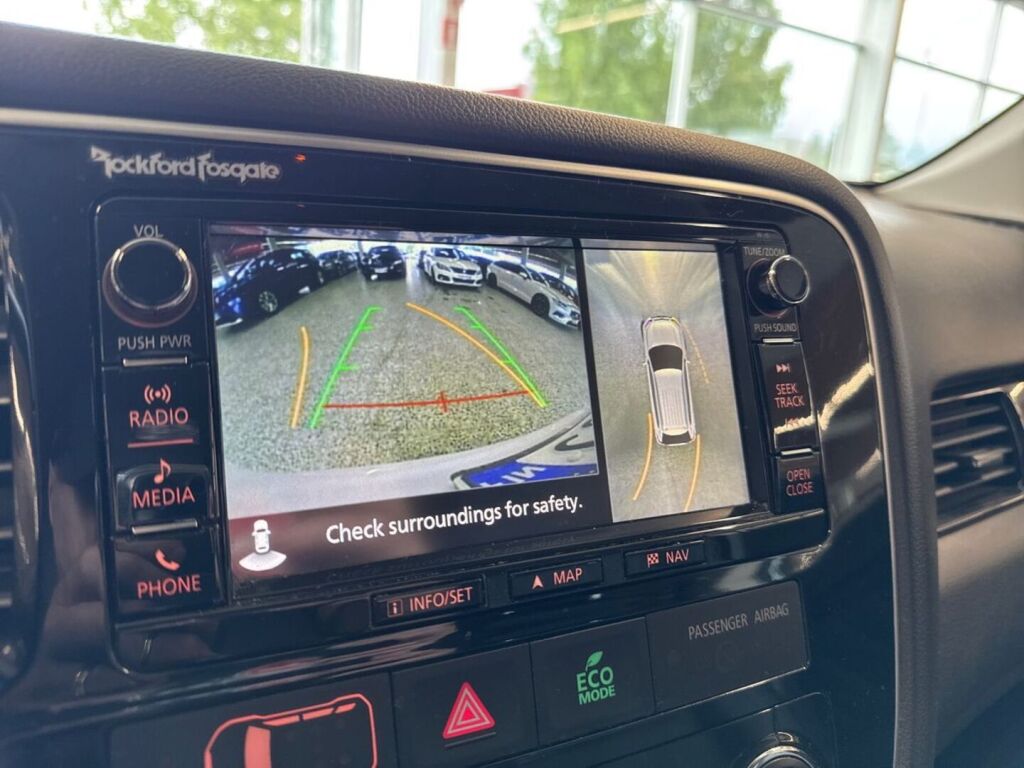 Mitsubishi Outlander PHEV 2017 Valkoinen