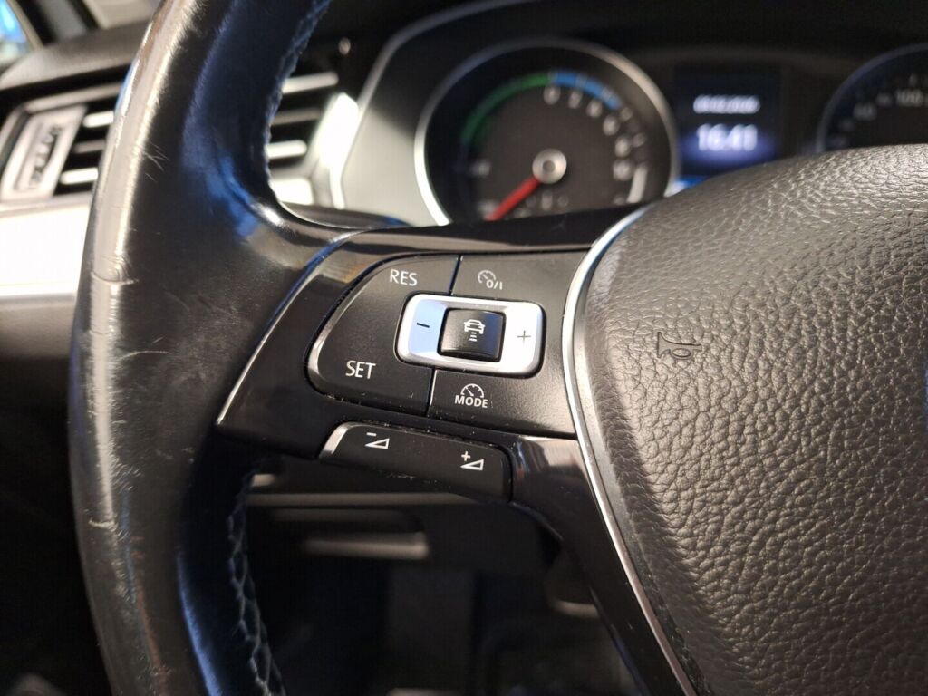 Volkswagen Passat 2016 Valkoinen
