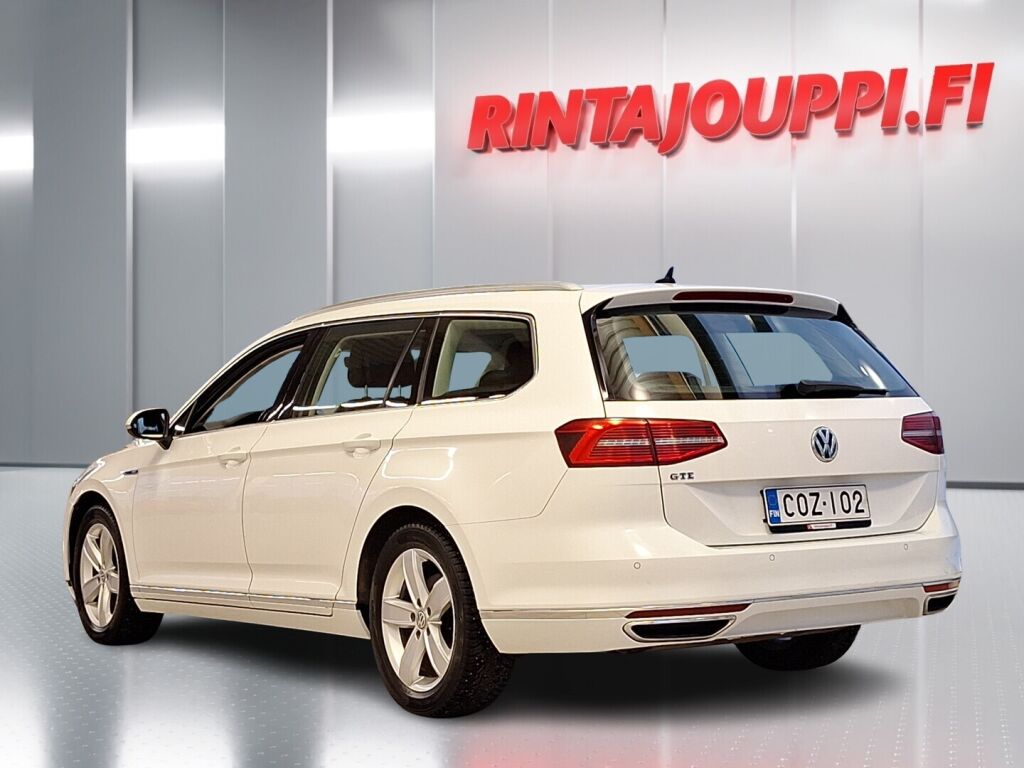 Volkswagen Passat 2016 Valkoinen