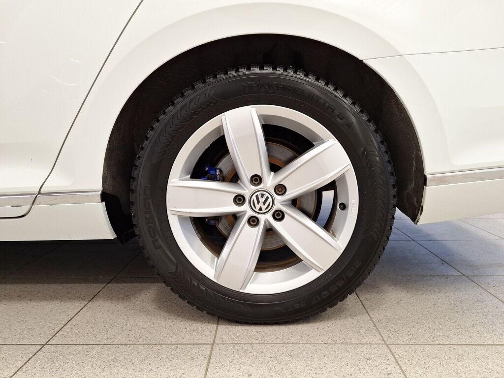 Volkswagen Passat 2016 Valkoinen