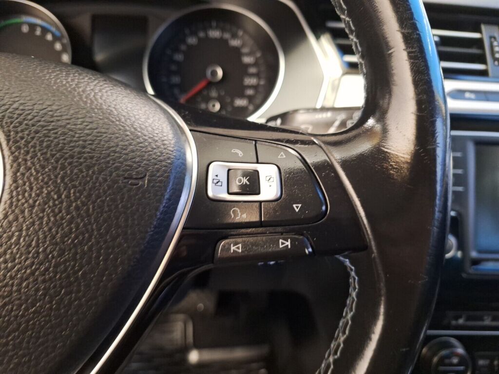 Volkswagen Passat 2016 Valkoinen