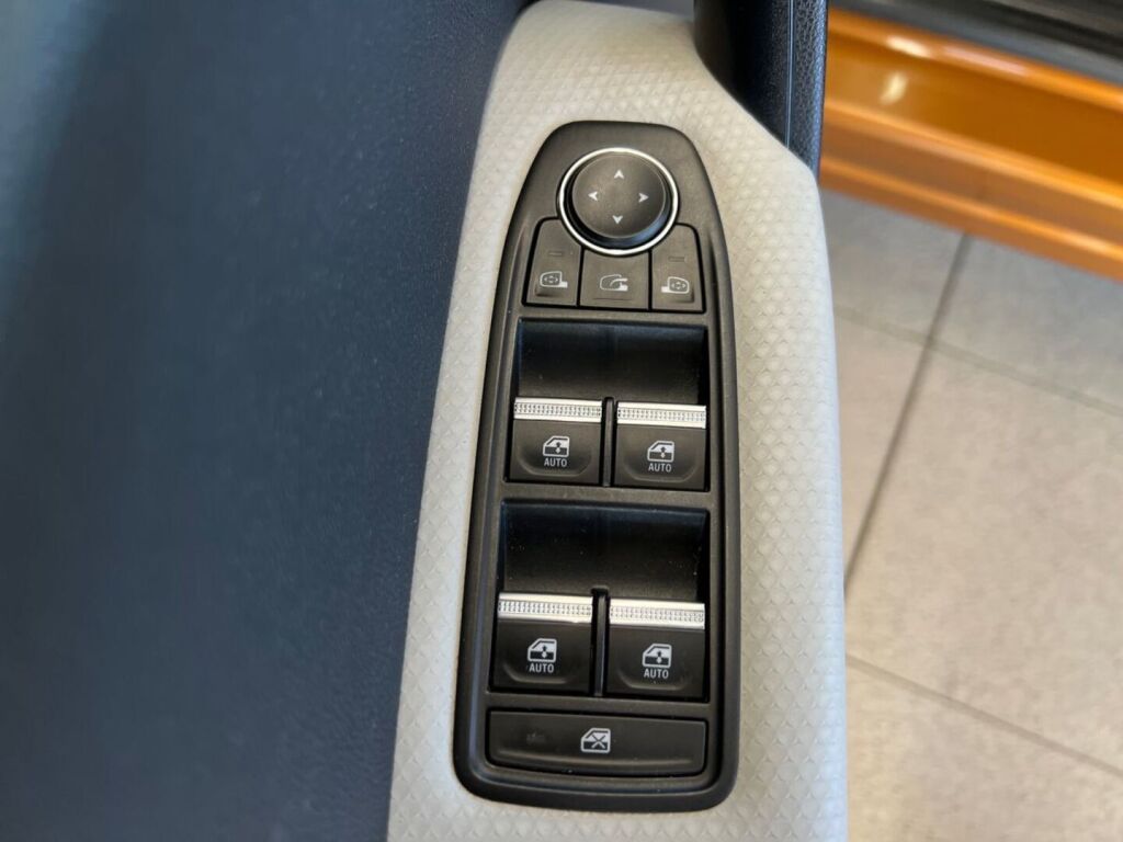 Renault Captur 2020 Oranssi