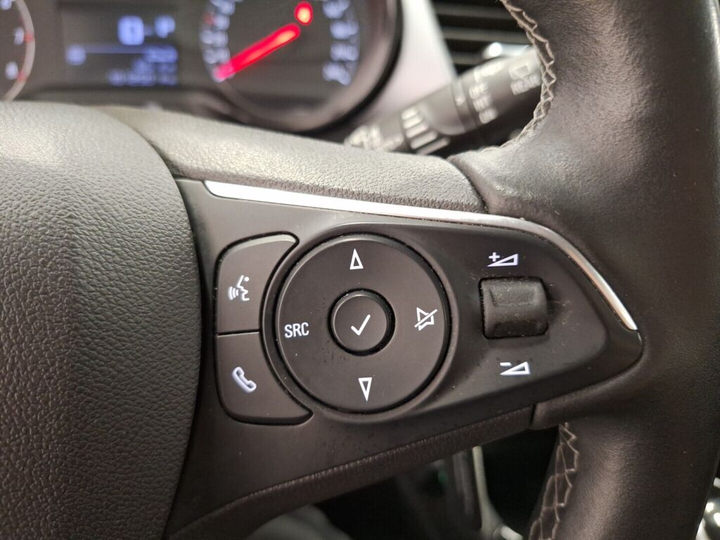 Opel Crossland X 2020 Valkoinen