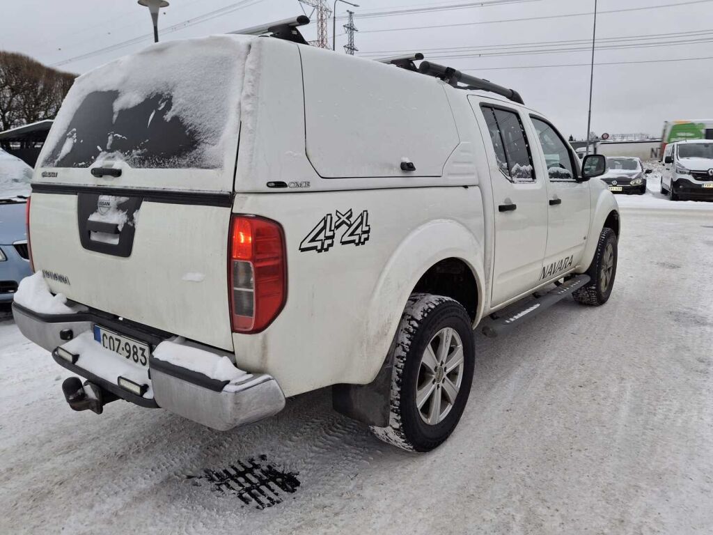 Nissan Navara 2012 Valkoinen