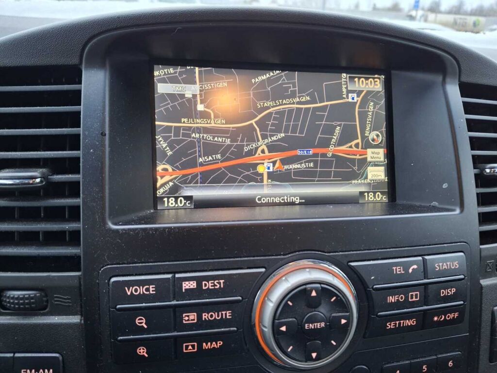 Nissan Navara 2012 Valkoinen