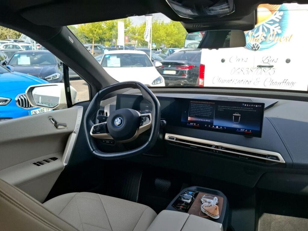 BMW iX 2023 