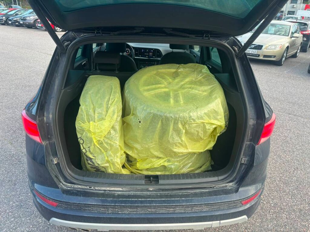 Seat Ateca 2020 Musta