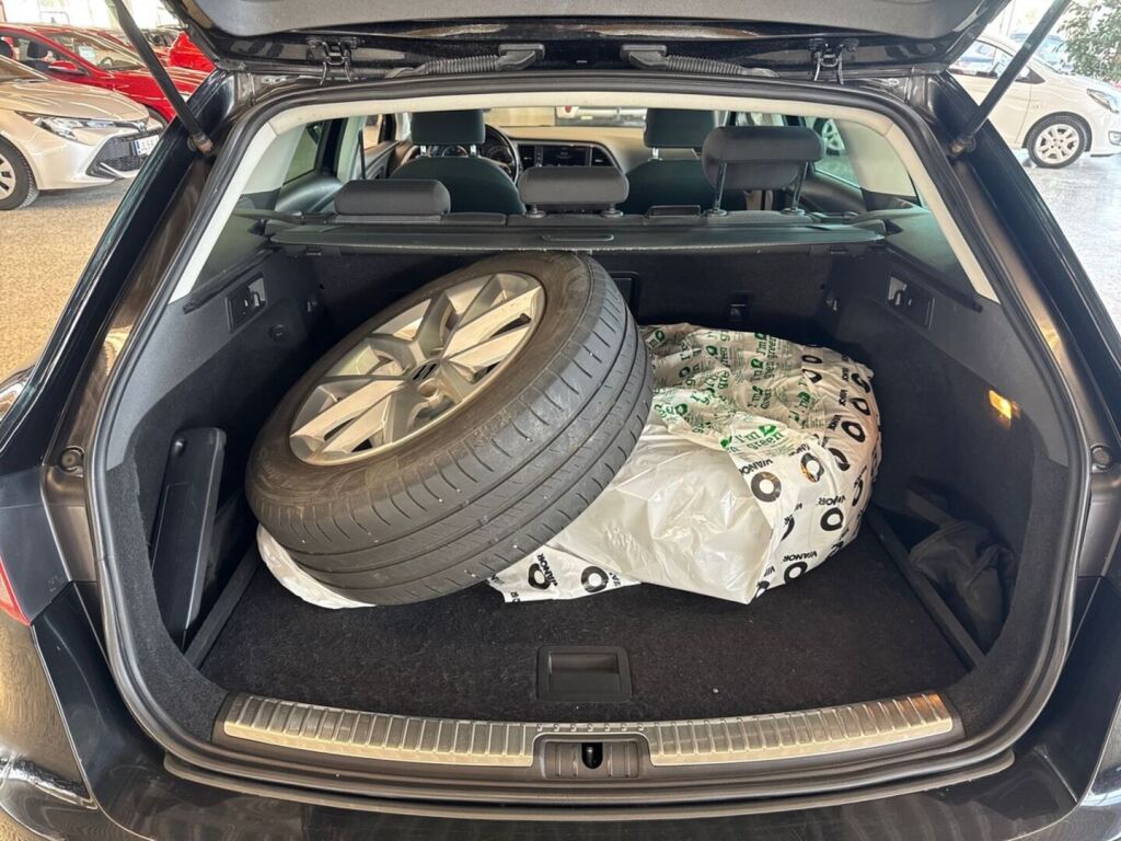 Seat Leon ST 2017 Musta