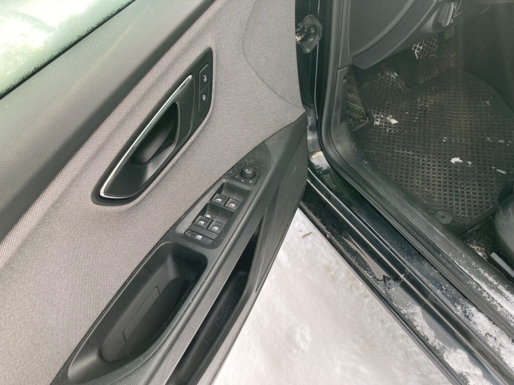 Seat Leon ST 2017 Musta