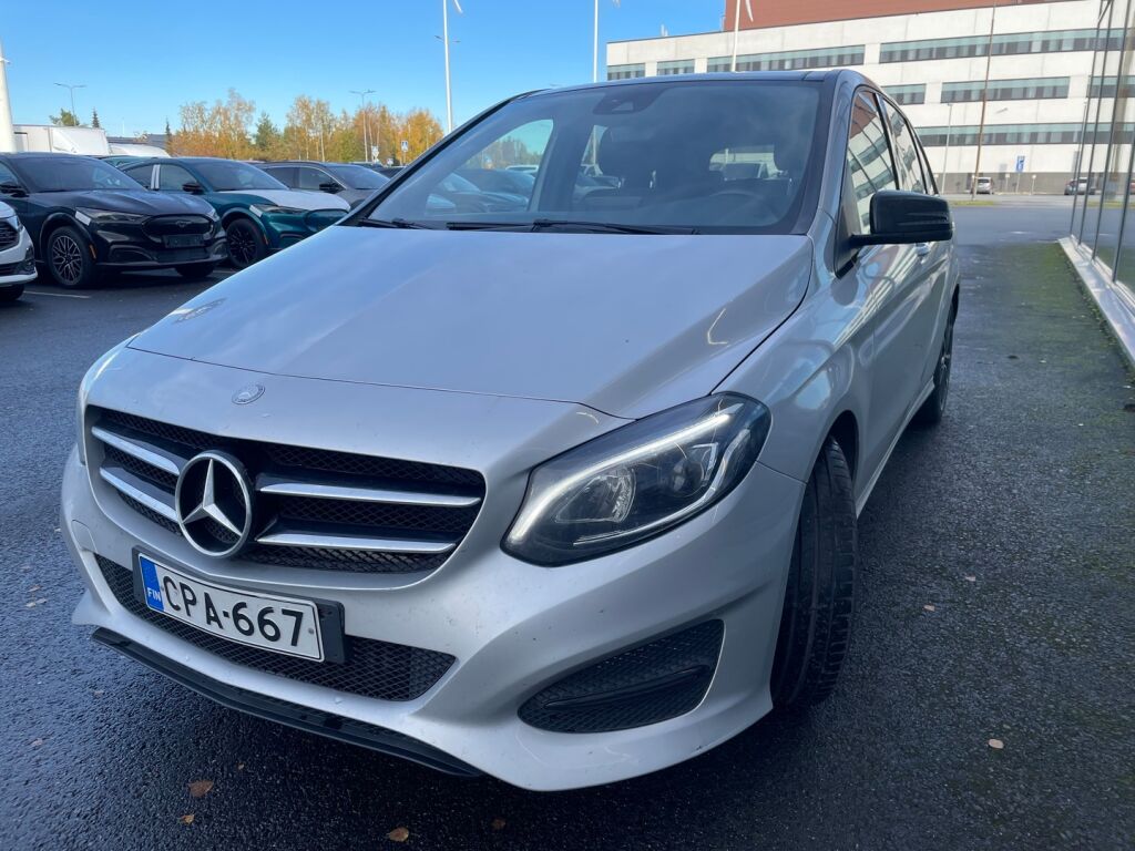 Mercedes-Benz B 2016 Hopea