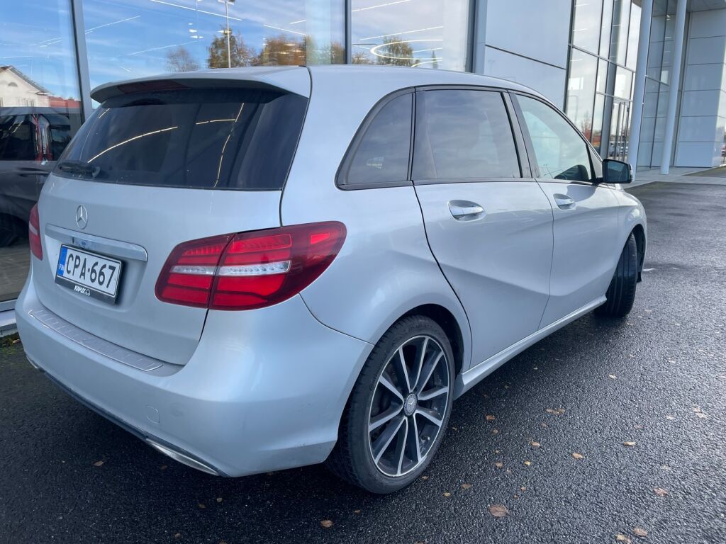 Mercedes-Benz B 2016 Hopea