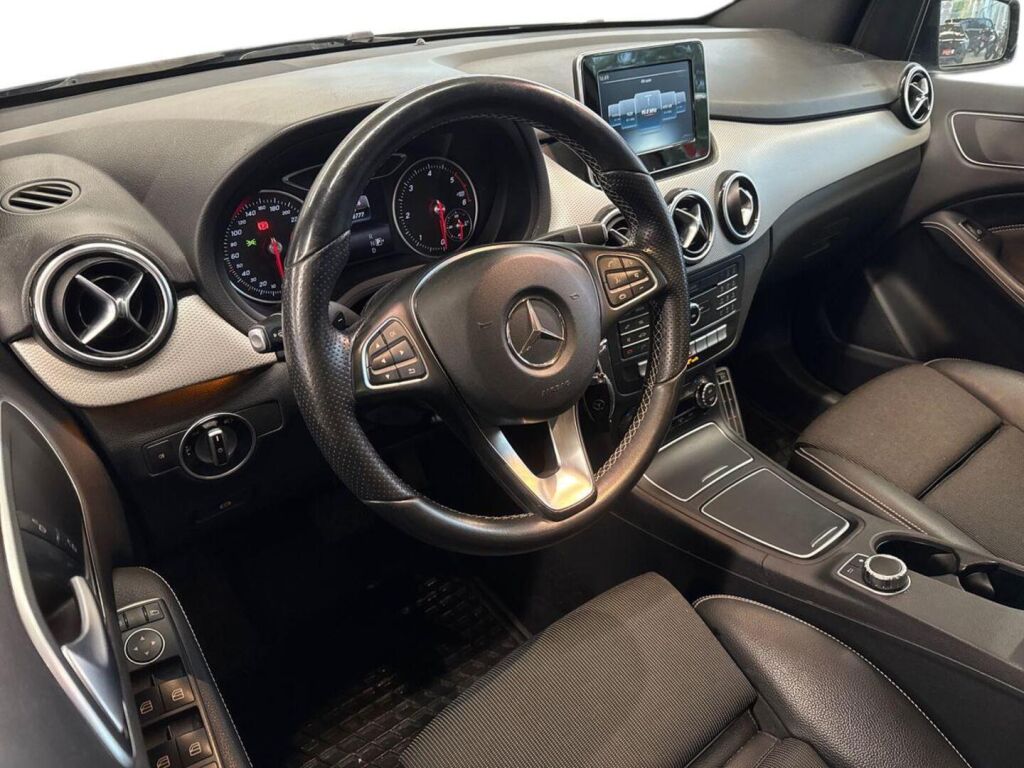 Mercedes-Benz B 2016 Hopea