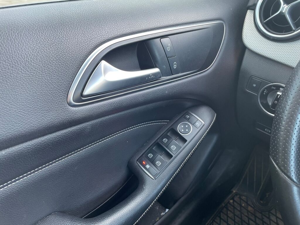 Mercedes-Benz B 2016 Hopea