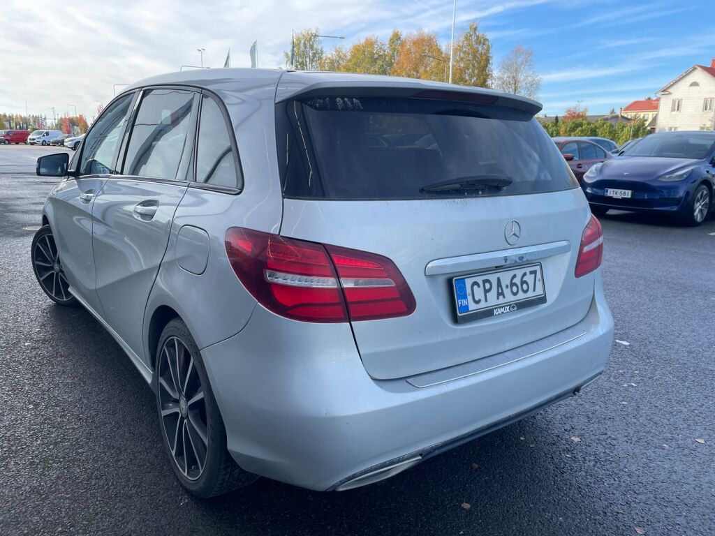 Mercedes-Benz B 2016 Hopea