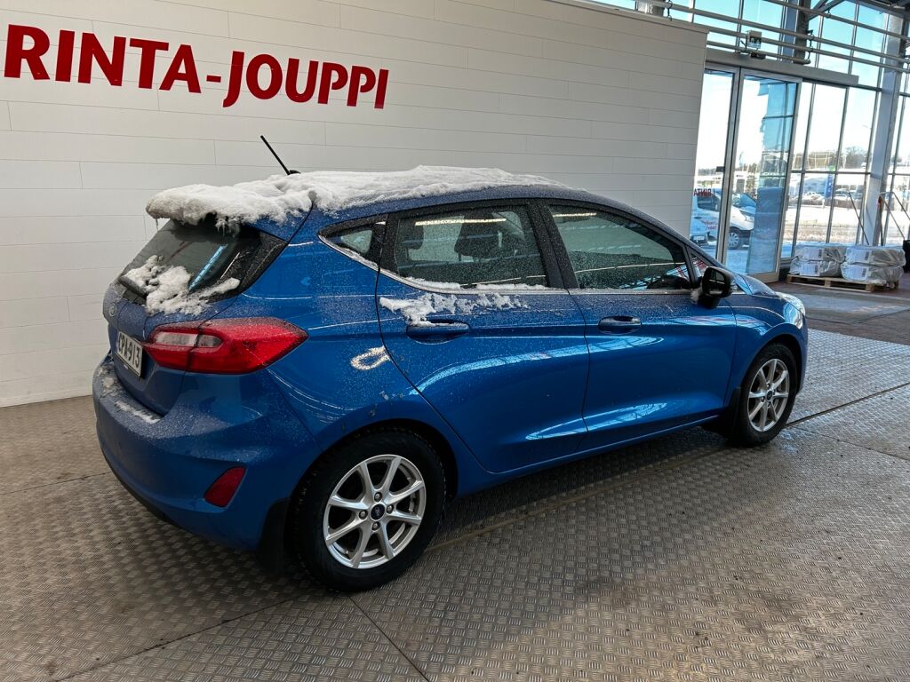 Ford Fiesta 2021 Sininen