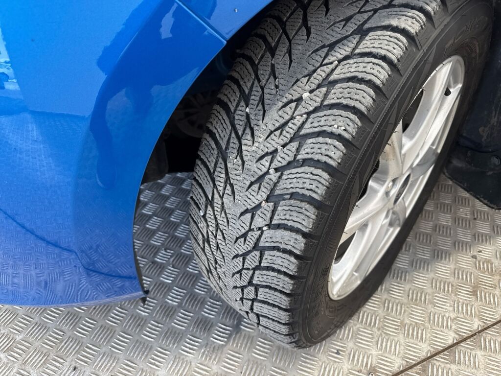 Ford Fiesta 2021 Sininen