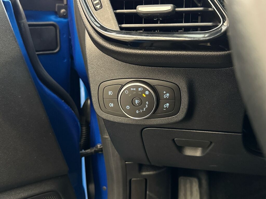 Ford Fiesta 2021 Sininen