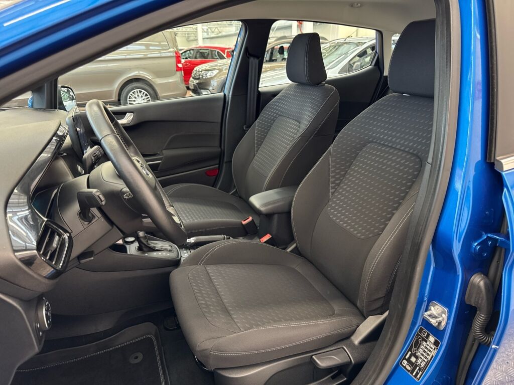 Ford Fiesta 2021 Sininen