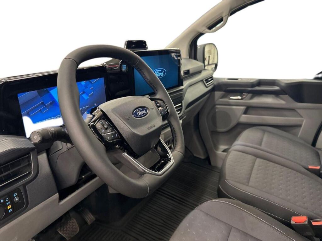 Ford Transit Custom 2026 Harmaa