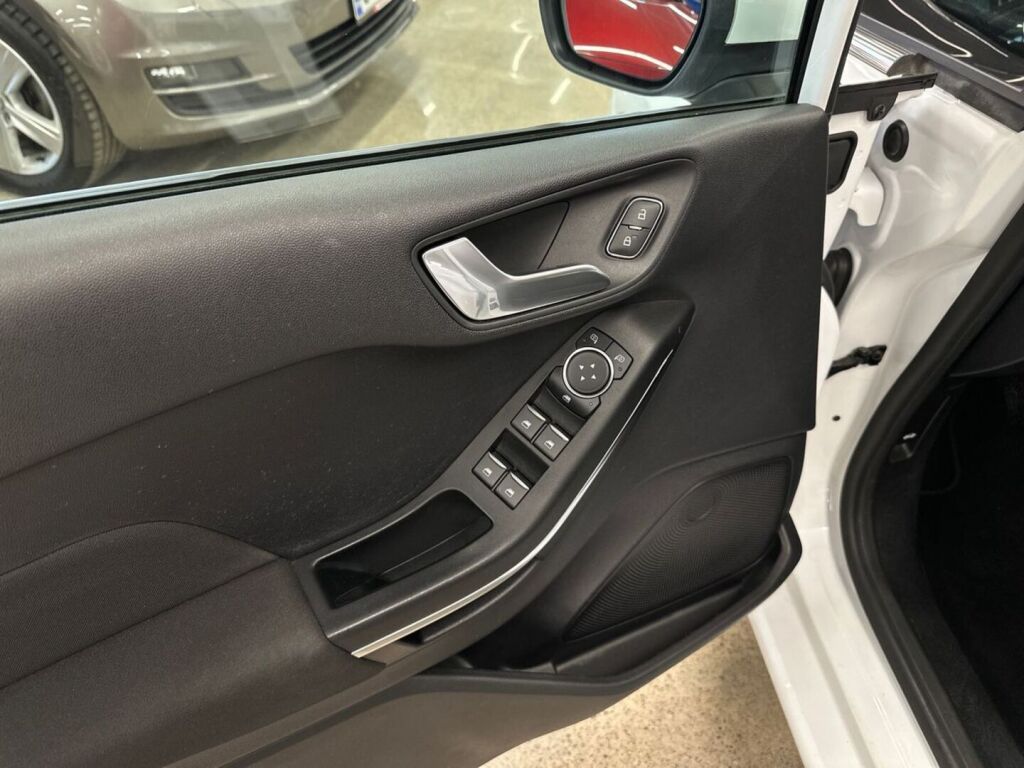 Ford Fiesta 2020 Valkoinen