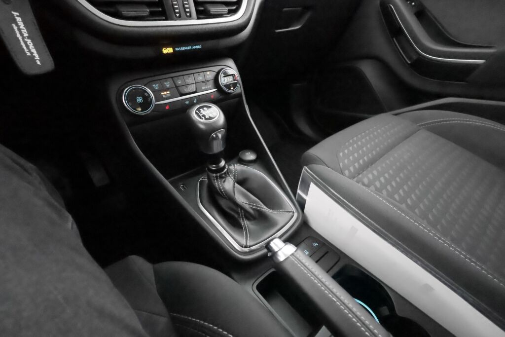 Ford Fiesta 2020 Valkoinen